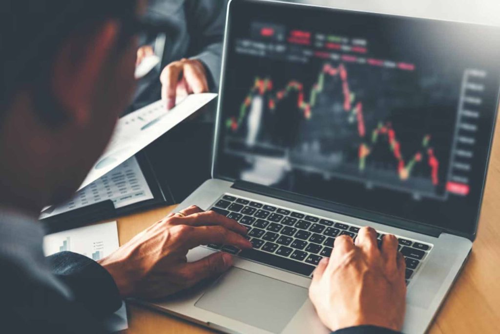 Mastering the Narrow Range Trading Strategy